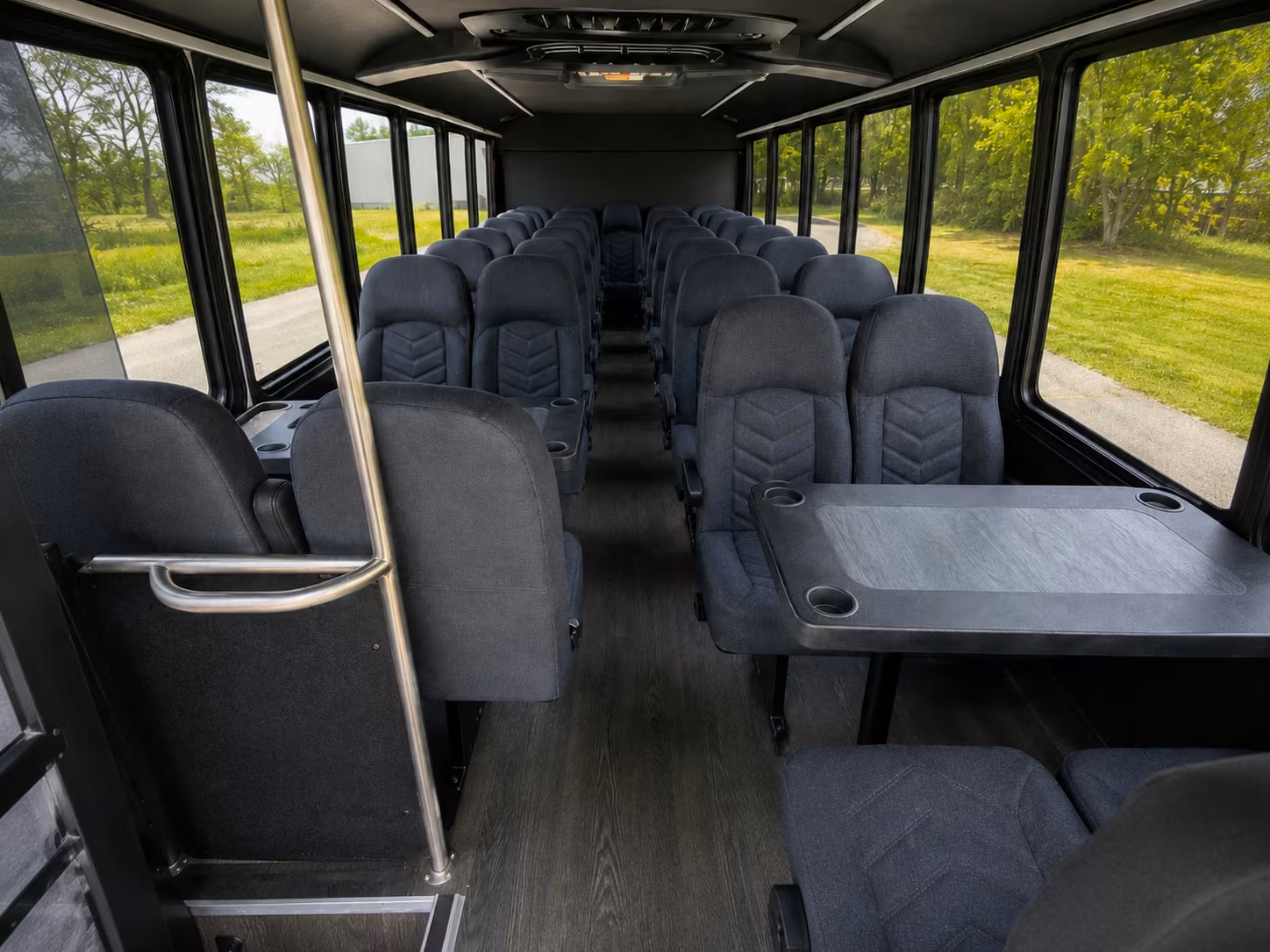 elizabeth minibus rentals for grounds for sculpture field trips